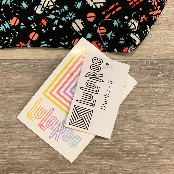 Lularoe Bianka Kimono Size 3 Kids 10-12 or Adults XS - Picture 3 of 5